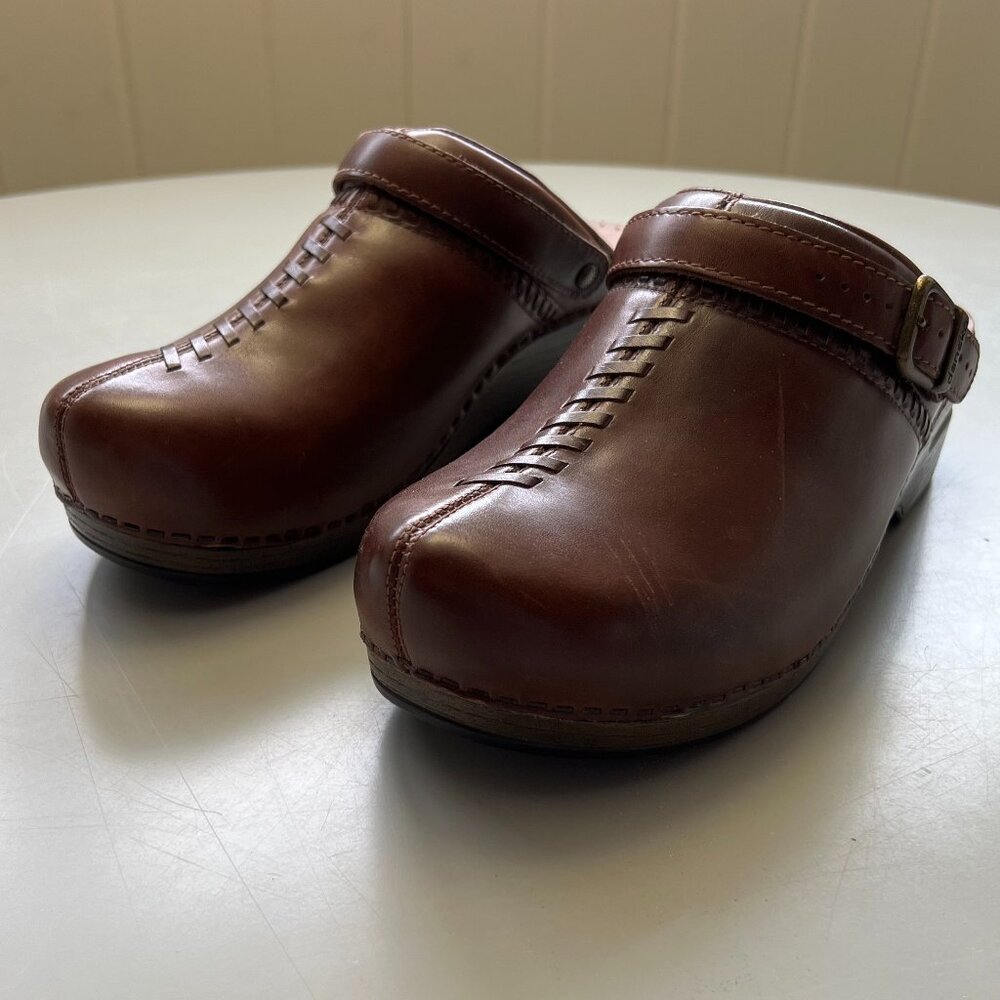 Dansko Brown Leather Clogs Size 41 Like New